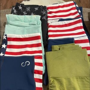 Curves n combat boots leggings.